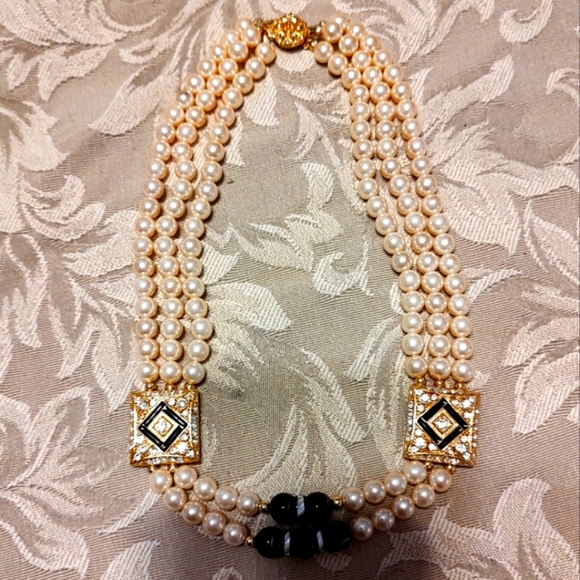 Vintage Jewelry - 🌹 Magnificent Vintage Elaborate Cream Pearl & Rhinestone Gold Statement Neckla